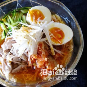 麻辣泡菜凉面