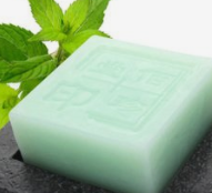 香皂洗脸毛孔会不会变大