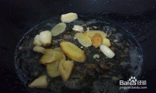 家常菜菜谱21：土豆鸡块---土豆焖鸡肉的做法