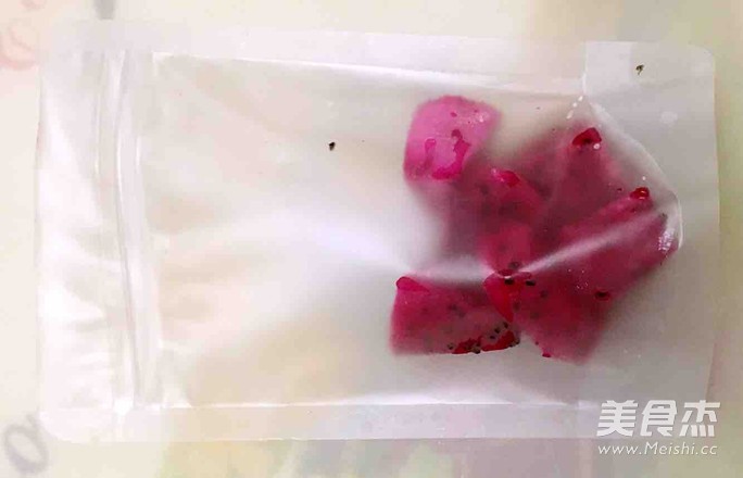 火龙果樱桃排毒水