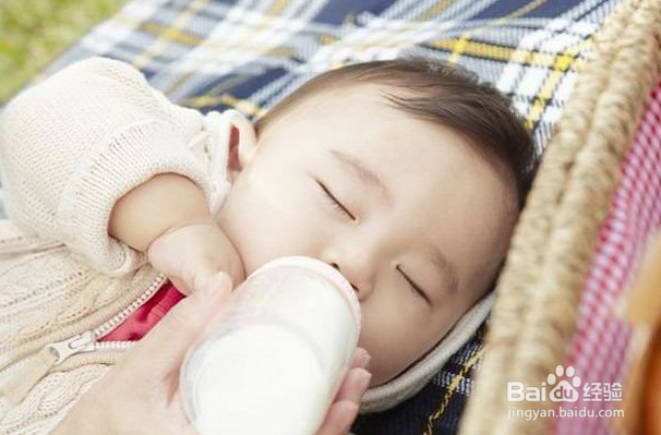 有四种宝宝可以适合和羊奶粉。