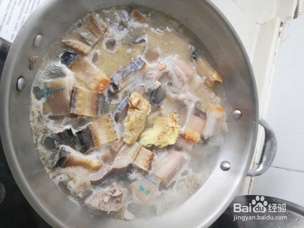 姨妈给我做鳗鱼干烧肉