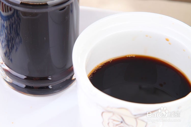 让牙齿快速变白的好方法