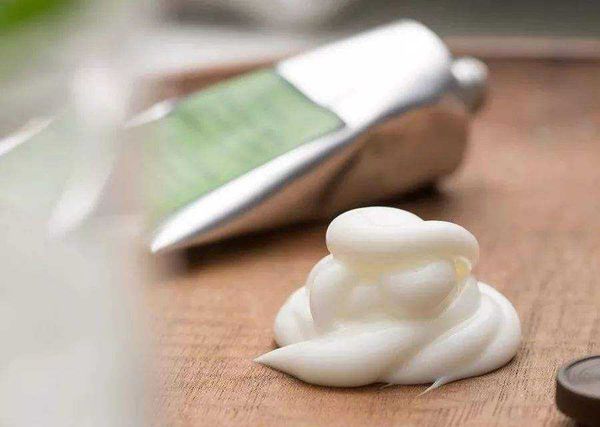 润肤露能涂脸吗