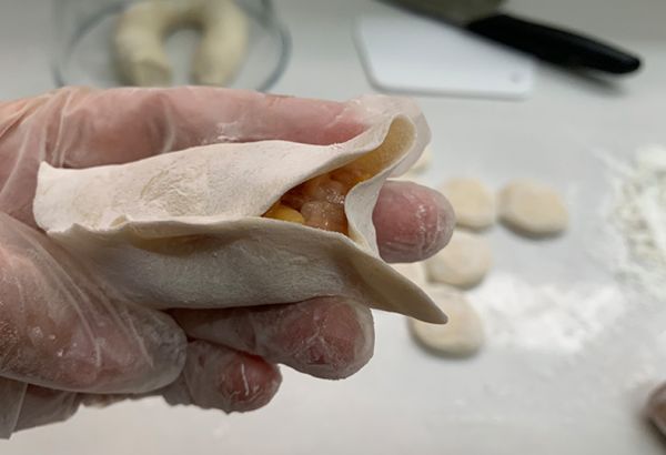 玉米猪肉生煎饺