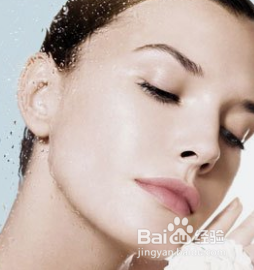 油性皮肤是否需要用护肤品？