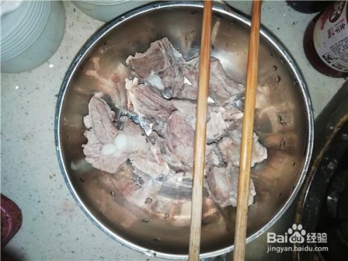 怎么样做家常排骨油豆腐汤