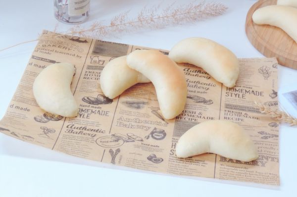 芝士火腿玉米月亮小面包