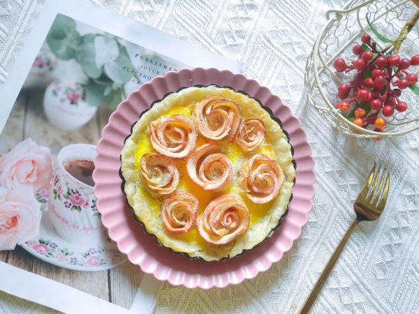 手抓饼玫瑰苹果派