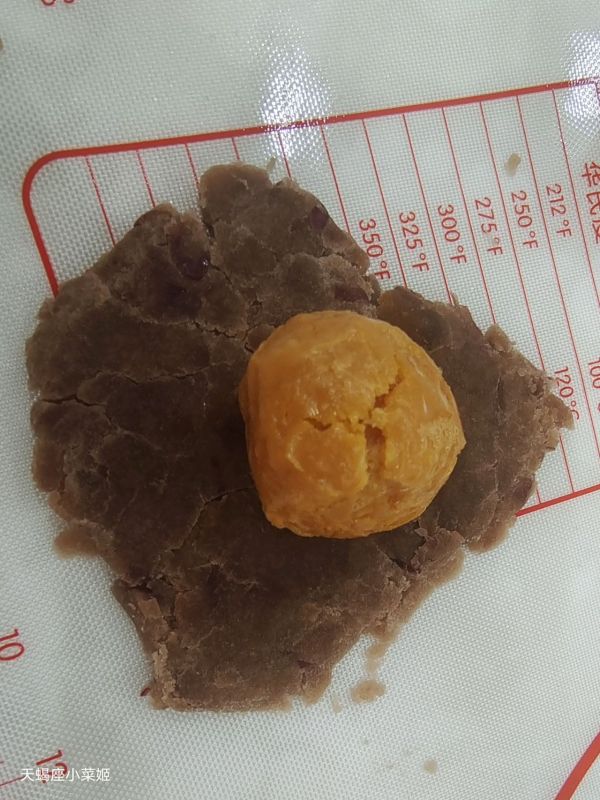 花好月圆广式月饼