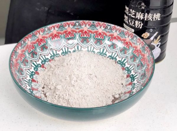 黑芝麻杂粮馒头