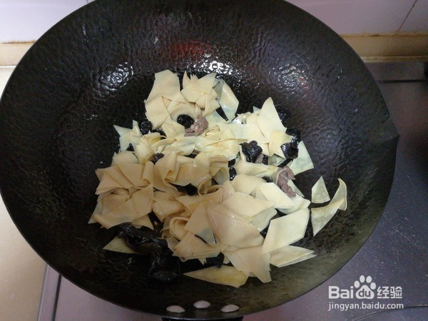 家常菜-牛肉炒干豆腐