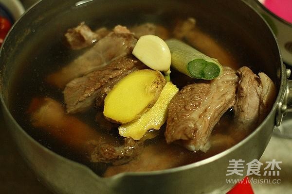 蜜汁烤肋排的做法