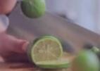 分享黄瓜柠檬排毒水做法在柠檬有约好像挺受欢迎