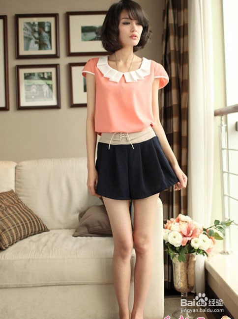 好看的平胸装搭配让你轻易和“平庸”说再见