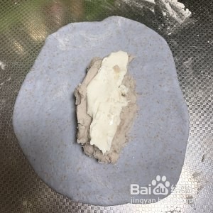 养生食补芋头麻薯欧包的做法