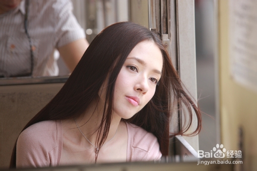 脸上长斑怎么办