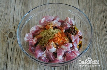 深夜美食--孜然牙签肉