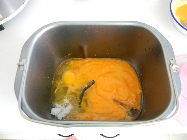 奶香胡萝卜豆沙吐司