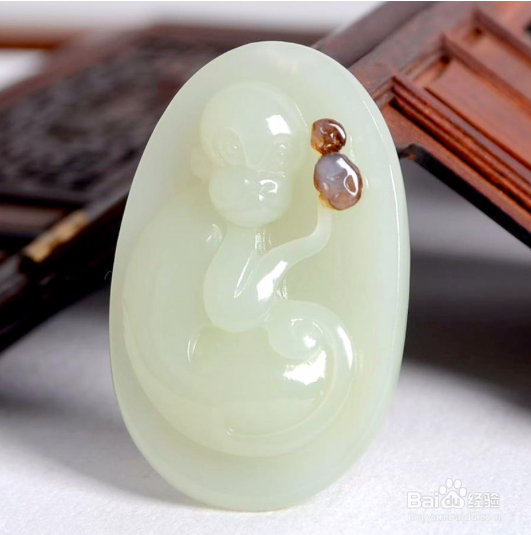 怎么区别几千跟几万的玉吊坠