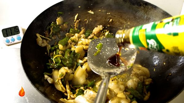 家常青椒回锅肉