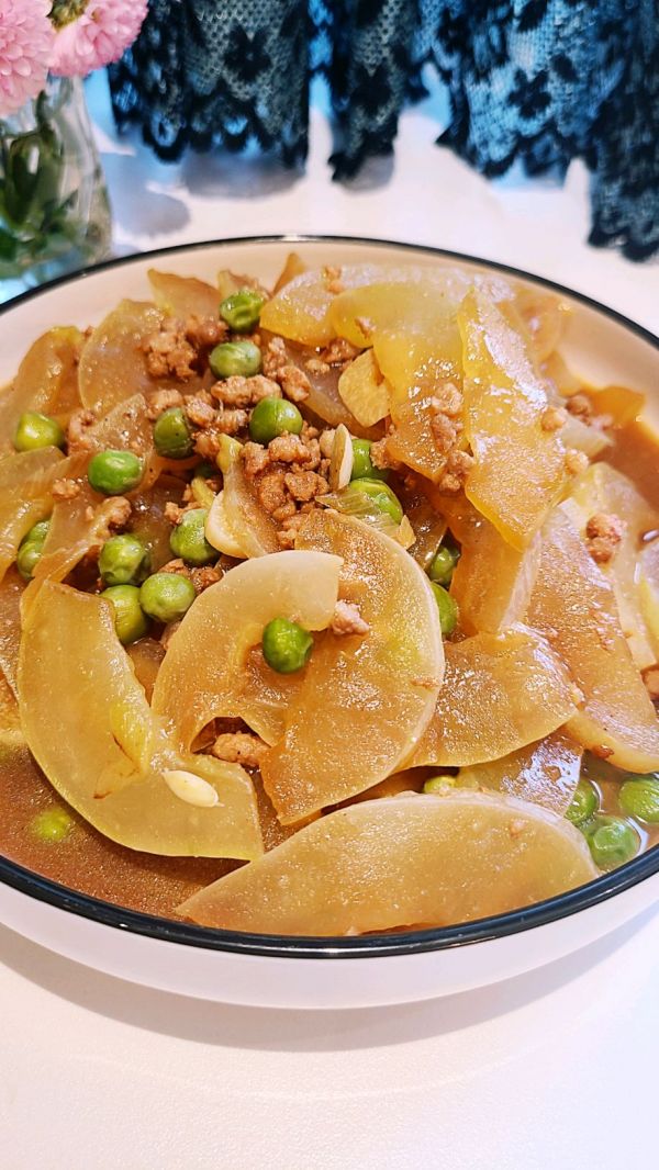 肉沫老黄瓜烧豌豆