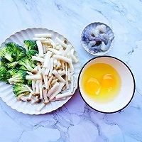 如何做出西兰花虾仁菌菇汤
