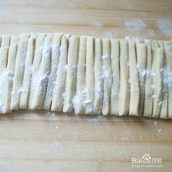 家常鸡蛋手擀面做法 早餐鸡蛋面营养美味蔬菜