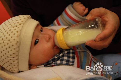 宝宝换奶粉应遵循的原则