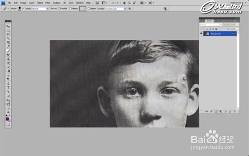 Photoshop修复破损黑白老照片