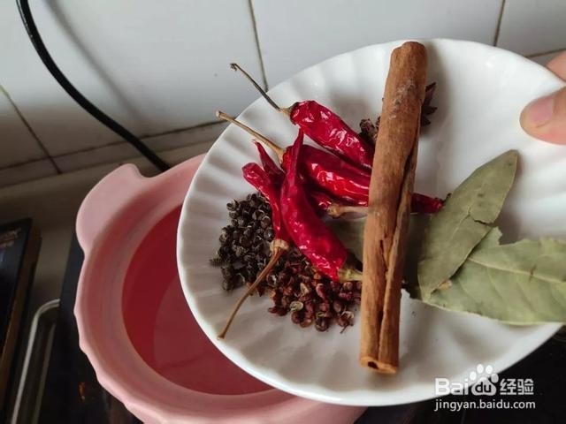 在家自制砂锅土豆粉，秒杀路边摊