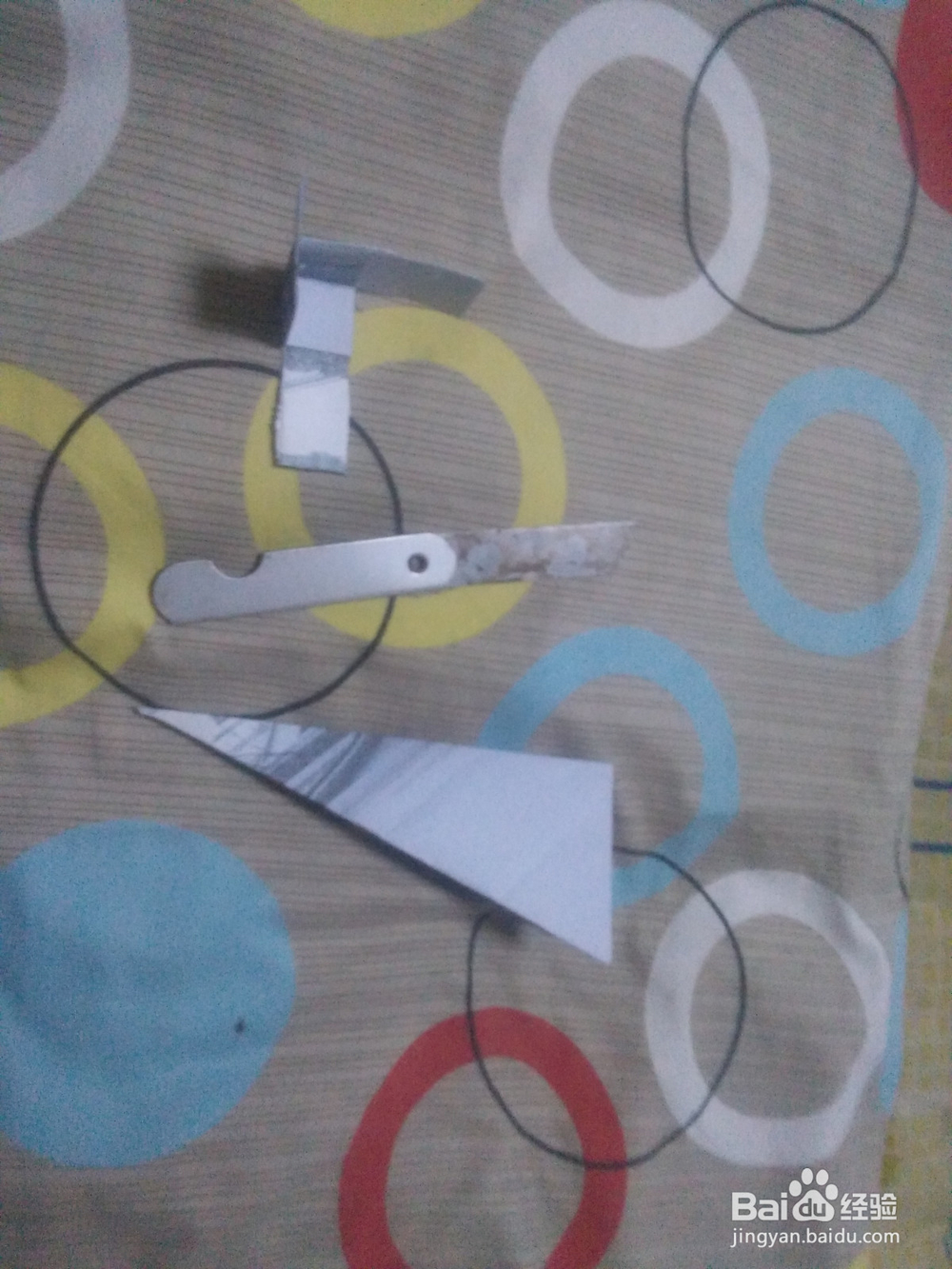 小小纸风车的简易制作