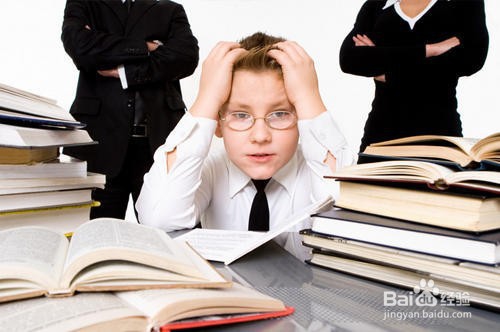 如何帮助孩子改善注意力不集中？