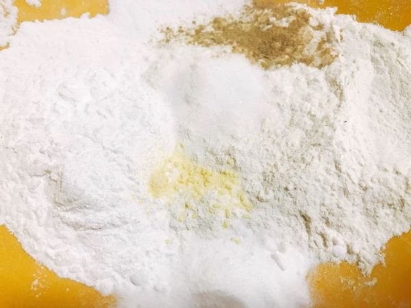 脆皮炸鸡腿肉披萨