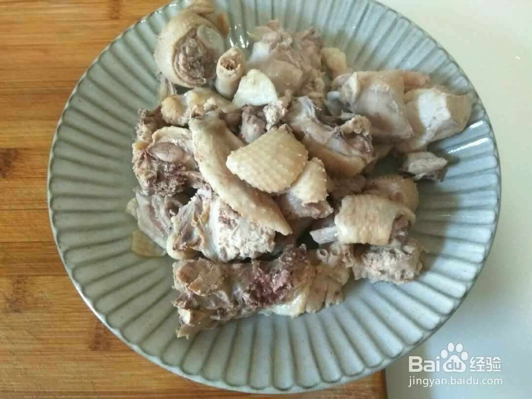 小鸡炖蘑菇的做法