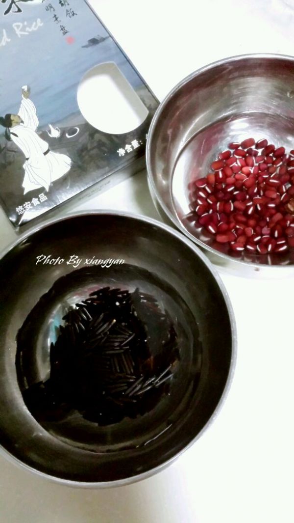 菰米紫薯红豆甜粥