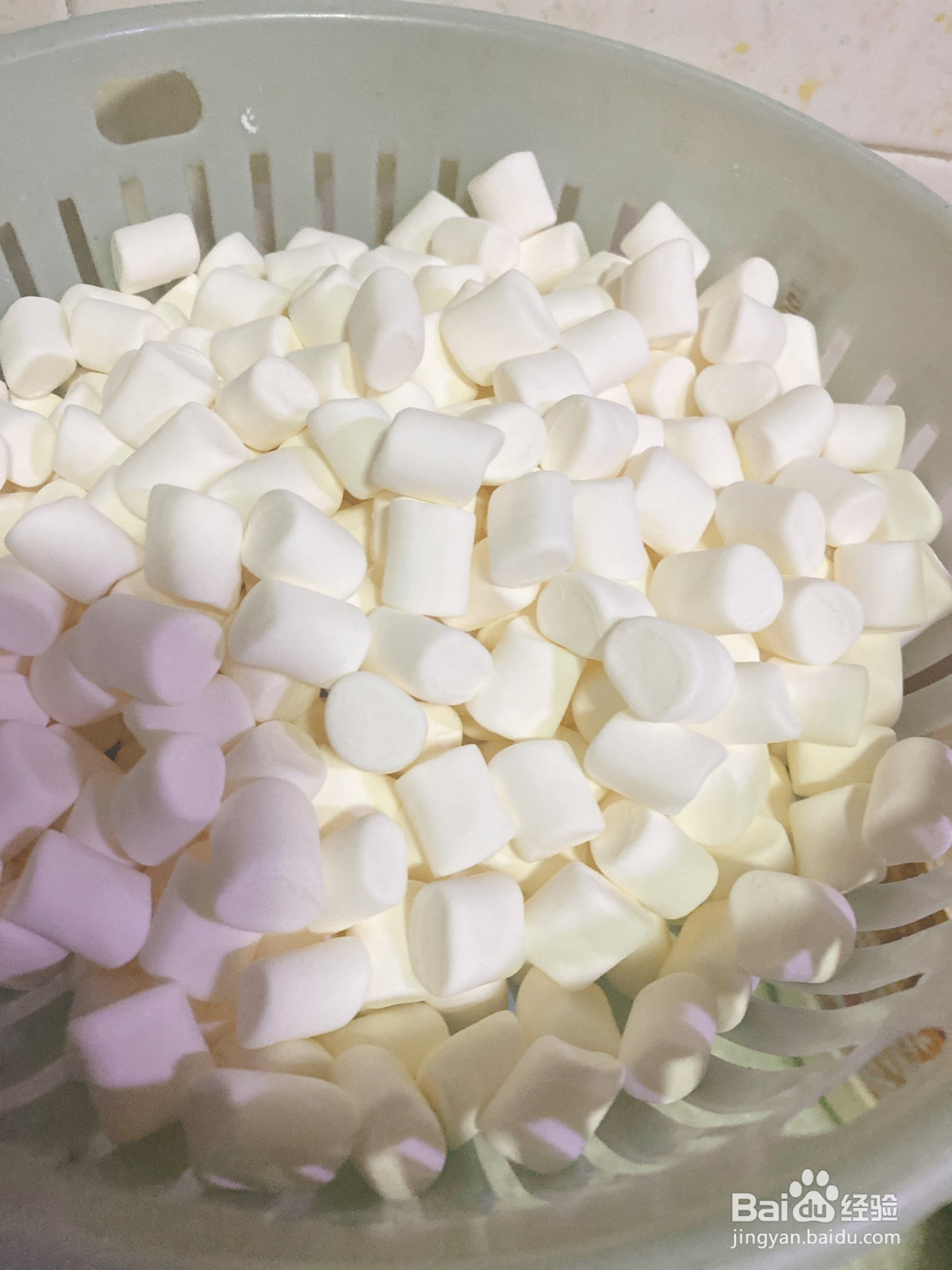 黑芝麻花生牛轧糖的做法