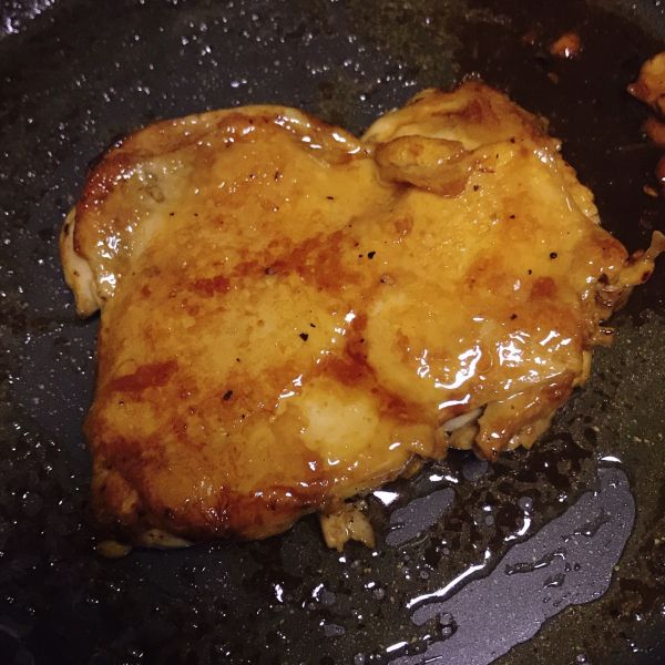 色香味俱全的照烧鸡腿饭