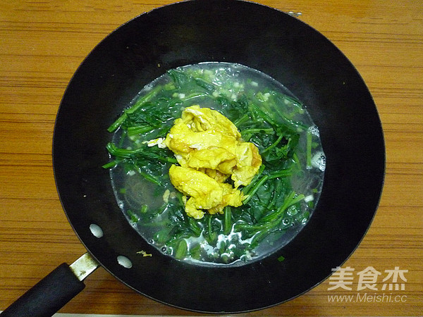 菠菜鸡蛋炖粉条