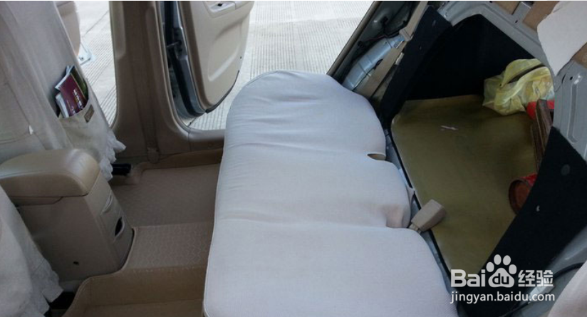 轿车如何拓展床车