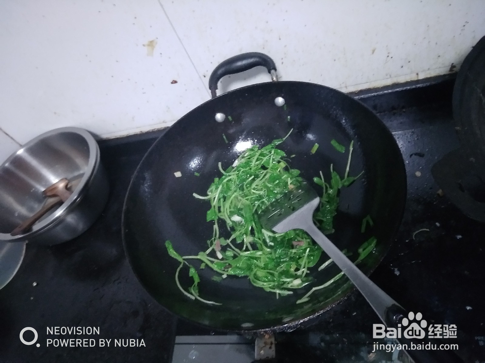 鸡毛菜香葱汤