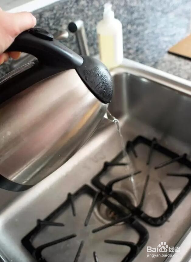 教你如何处理厨房油污?