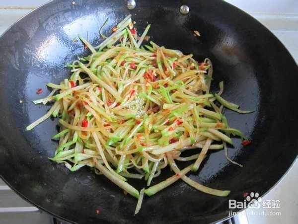 辣椒酱炒萝卜的制作方法