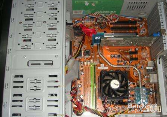 电脑装机内存装多大的好？