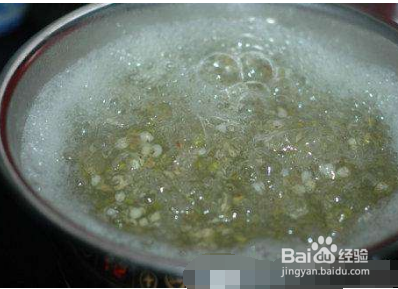 三伏天标配:薏仁绿豆汤的做法