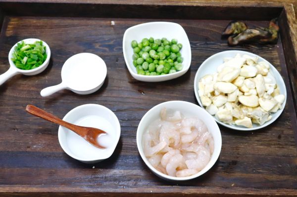 菱角豌豆炒虾仁