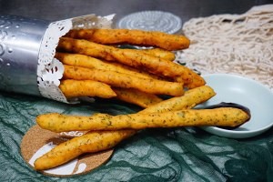 茴香小油条的做法