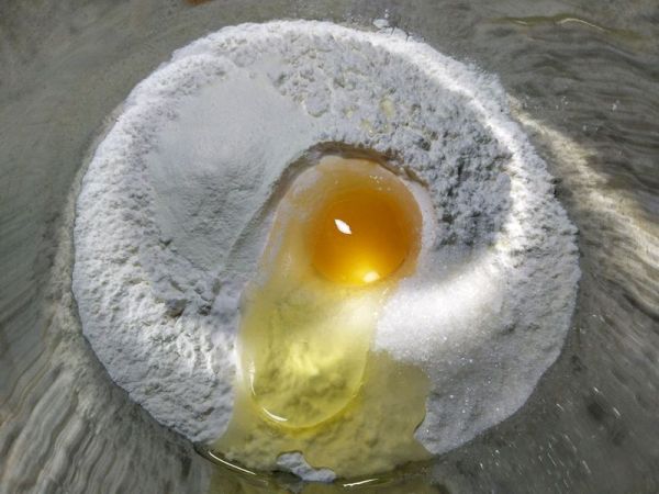 熔岩芝士小面包