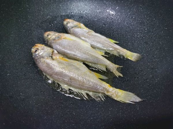 #钟于经典传统味#【红烧小黄鱼炖豆腐】