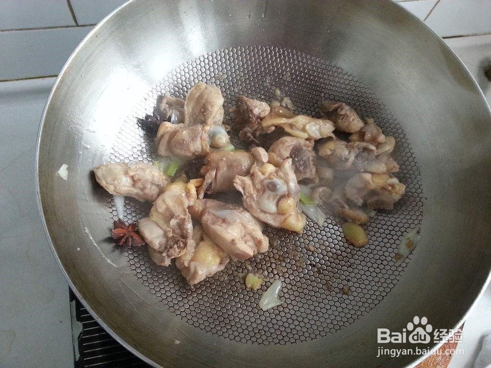 炖鸡肉的做法